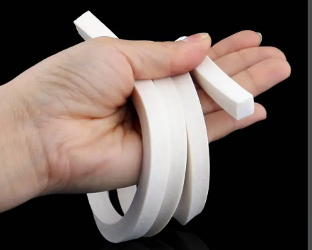 硅膠條常溫粘接膠水：特性、優(yōu)勢(shì)與應(yīng)用要點(diǎn)